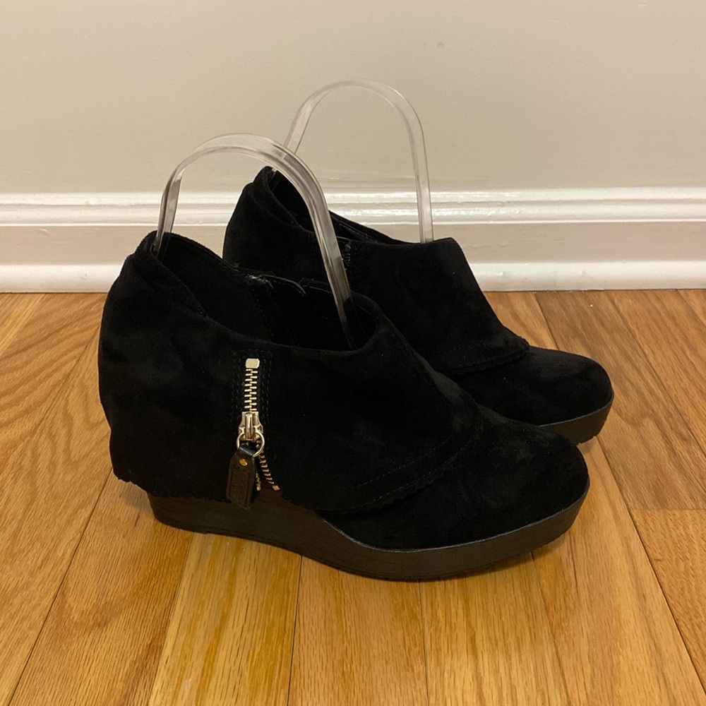 Dr Scholl’s booties!